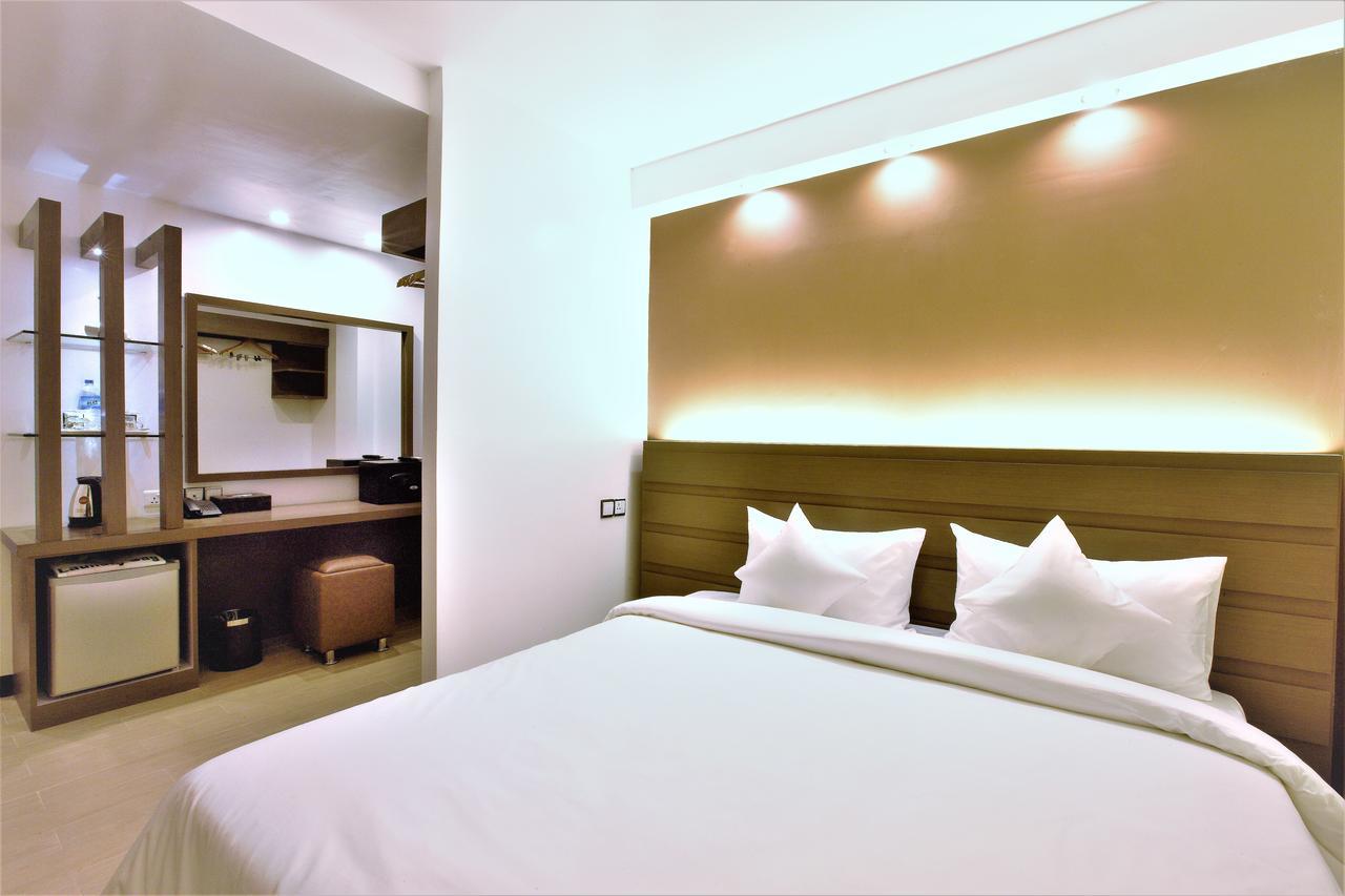 Clover City Center Plus Hotel Rangun Zewnętrze zdjęcie